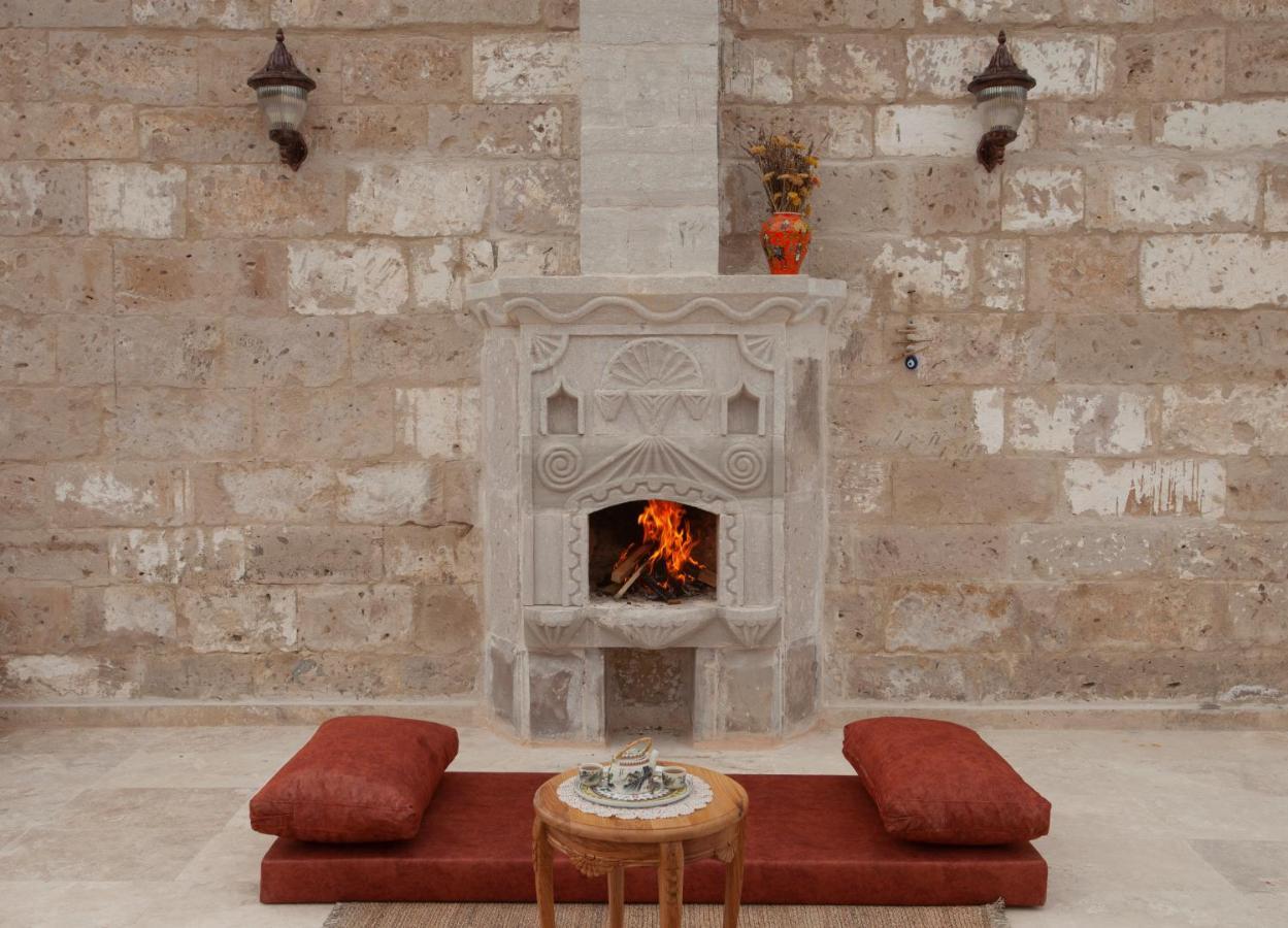 אורגופ Narcissos Cave Hotel מראה חיצוני תמונה