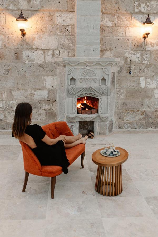 אורגופ Narcissos Cave Hotel מראה חיצוני תמונה
