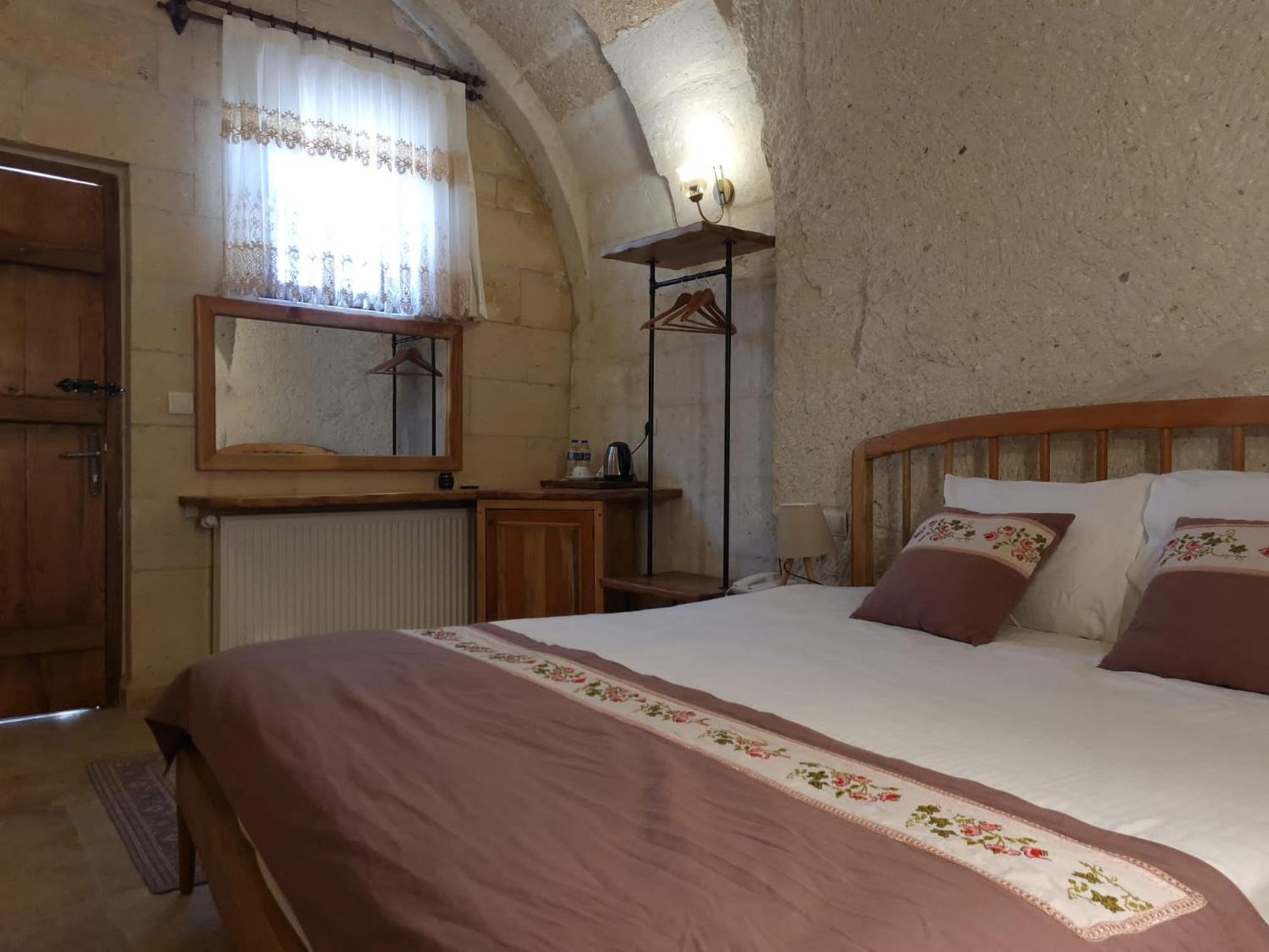אורגופ Narcissos Cave Hotel מראה חיצוני תמונה